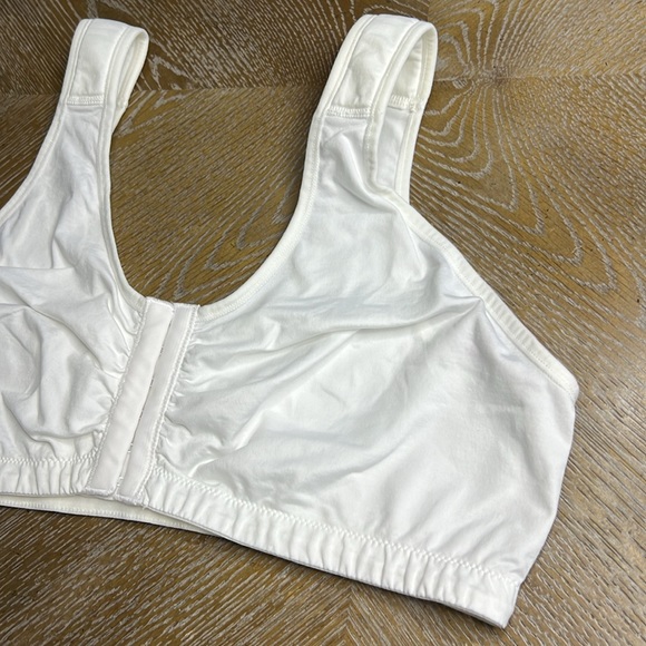 LEADING LADY White Front Clasps Bra XL - Picture 5 of 7